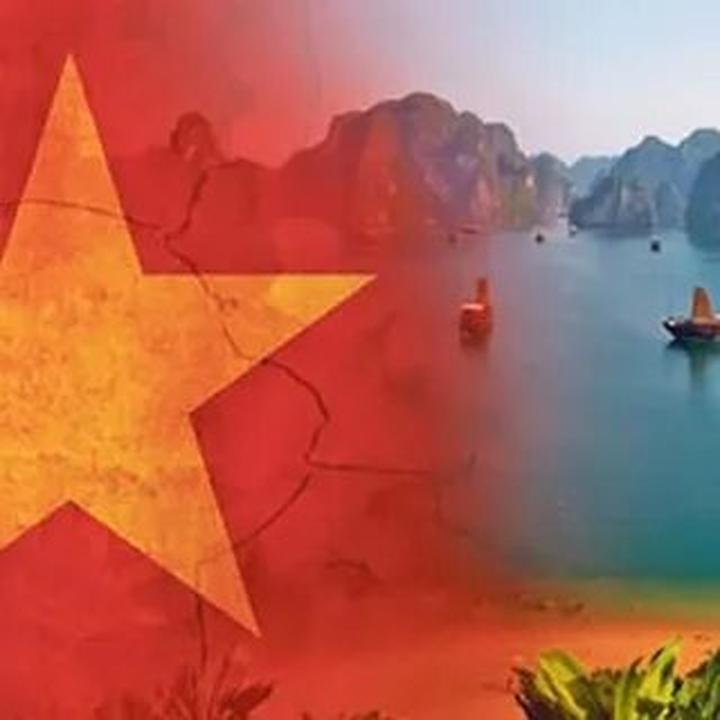 Hotspot Matrix và 4 kiểu áo sơ mi dìm dáng, xỉn da, điểm thanh lịch lao dốc thảm hại